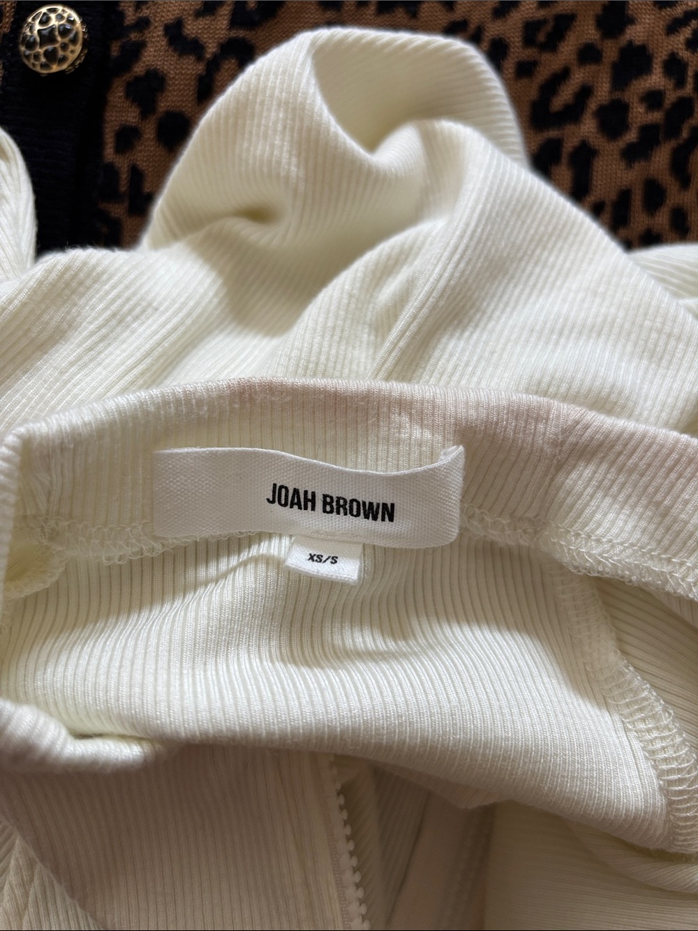 Joah Brown Crop Zip Long Sleeve in Bone Flexrib Size XS/S - Picture 4 of 7